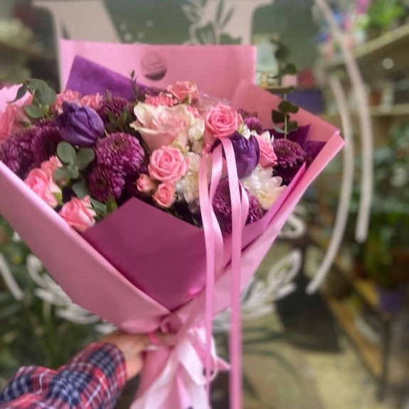 Pespembe  İtal Çi̇çek  Buketi̇